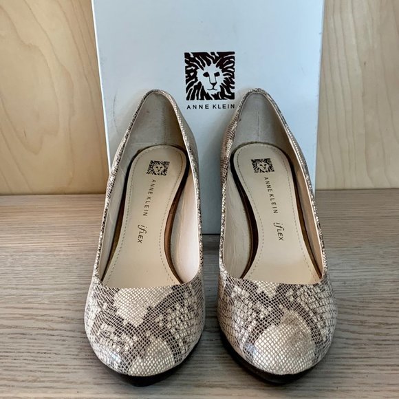NIB - ANNE KLEIN "Clemence" Heels (7.5) - Picture 1 of 6